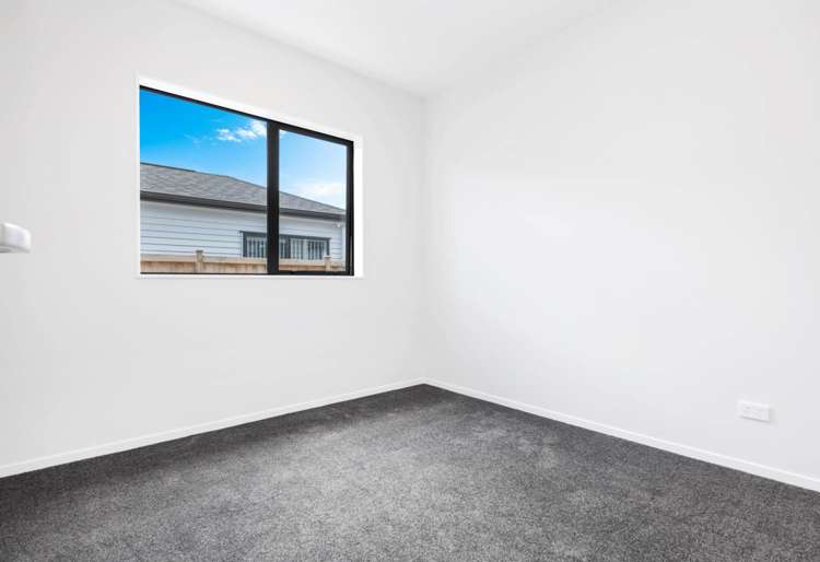 4 Strummers Lane Ardmore Airfield_7