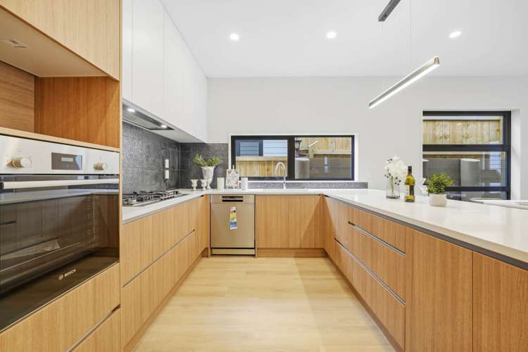 9 Whakairo Crescent Gulf Harbour_6