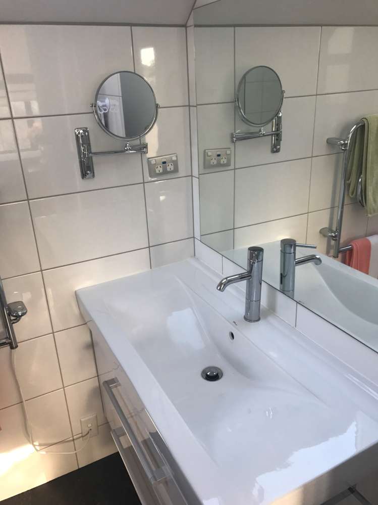 37 Hattaway Avenue Bucklands Beach_13