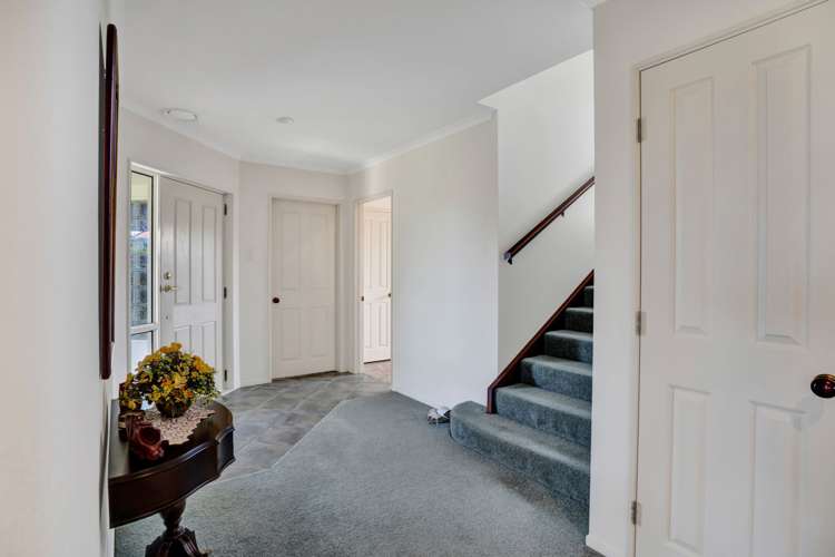 6 Saddle Row Welbourn_17