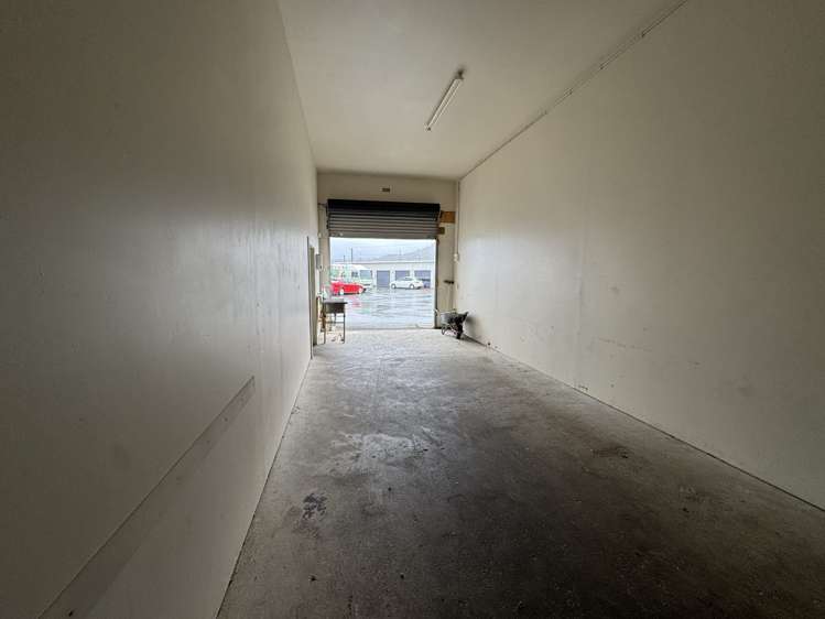 83 Eastern Hutt Road Taita_8