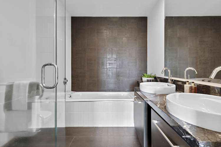 6/258 Hurstmere Road Takapuna_20