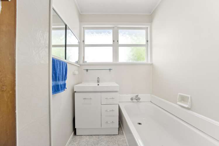 31 Mason Street New Lynn_27
