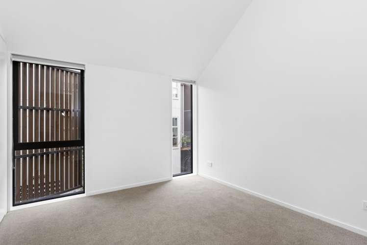 7 Grove Road Addington_11