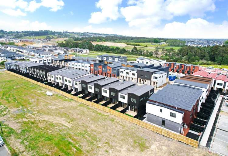 5 Kiato Lane 10673_10