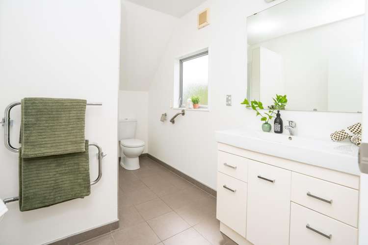 1/12 Agra Crescent Khandallah_12