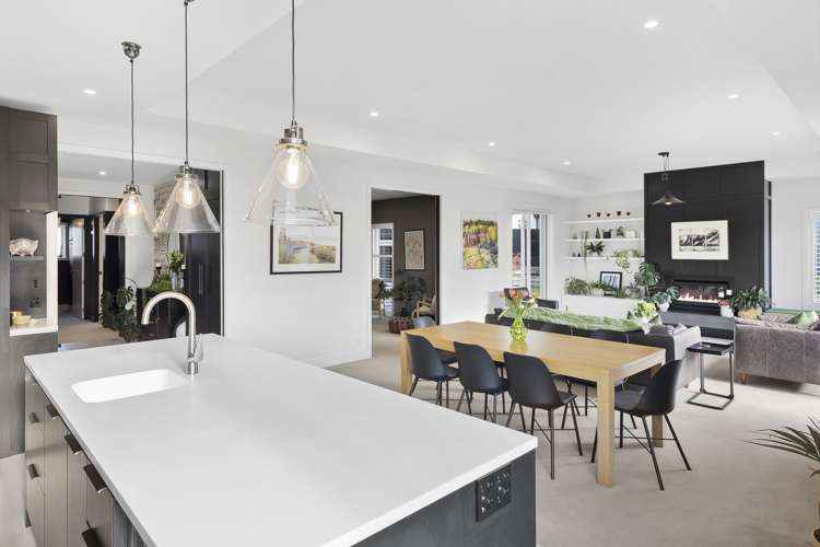 33 Little Alpha Loop Wanaka_5