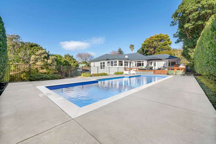 8 Julia Way Beachlands_13