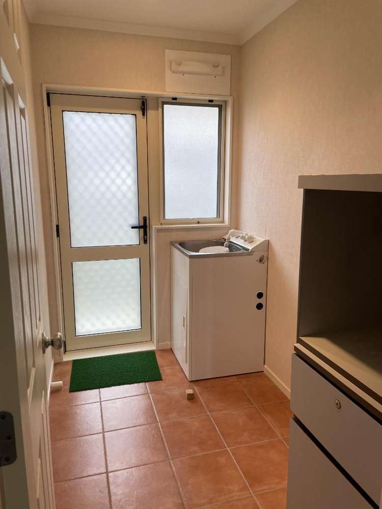 3 Chapletown Drive 10668_16