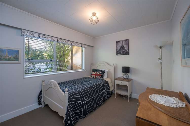 22 Tresillian Avenue Marybank_16