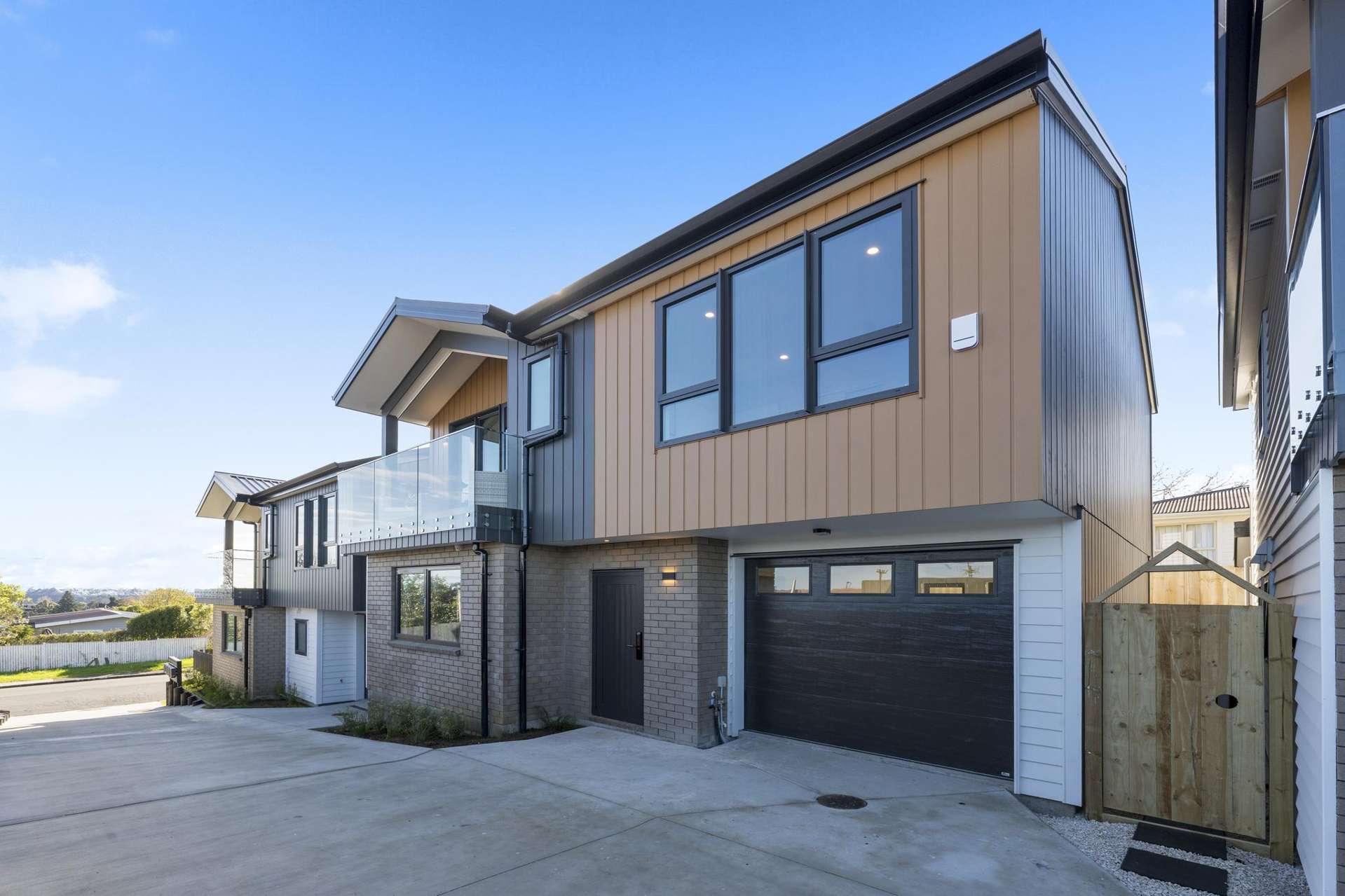 8B Hadfield Street Beach Haven_0