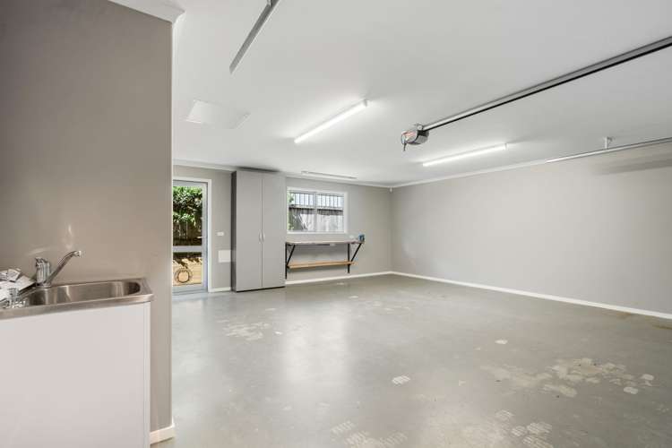 5 Ballintoy Park Drive Welcome Bay_13