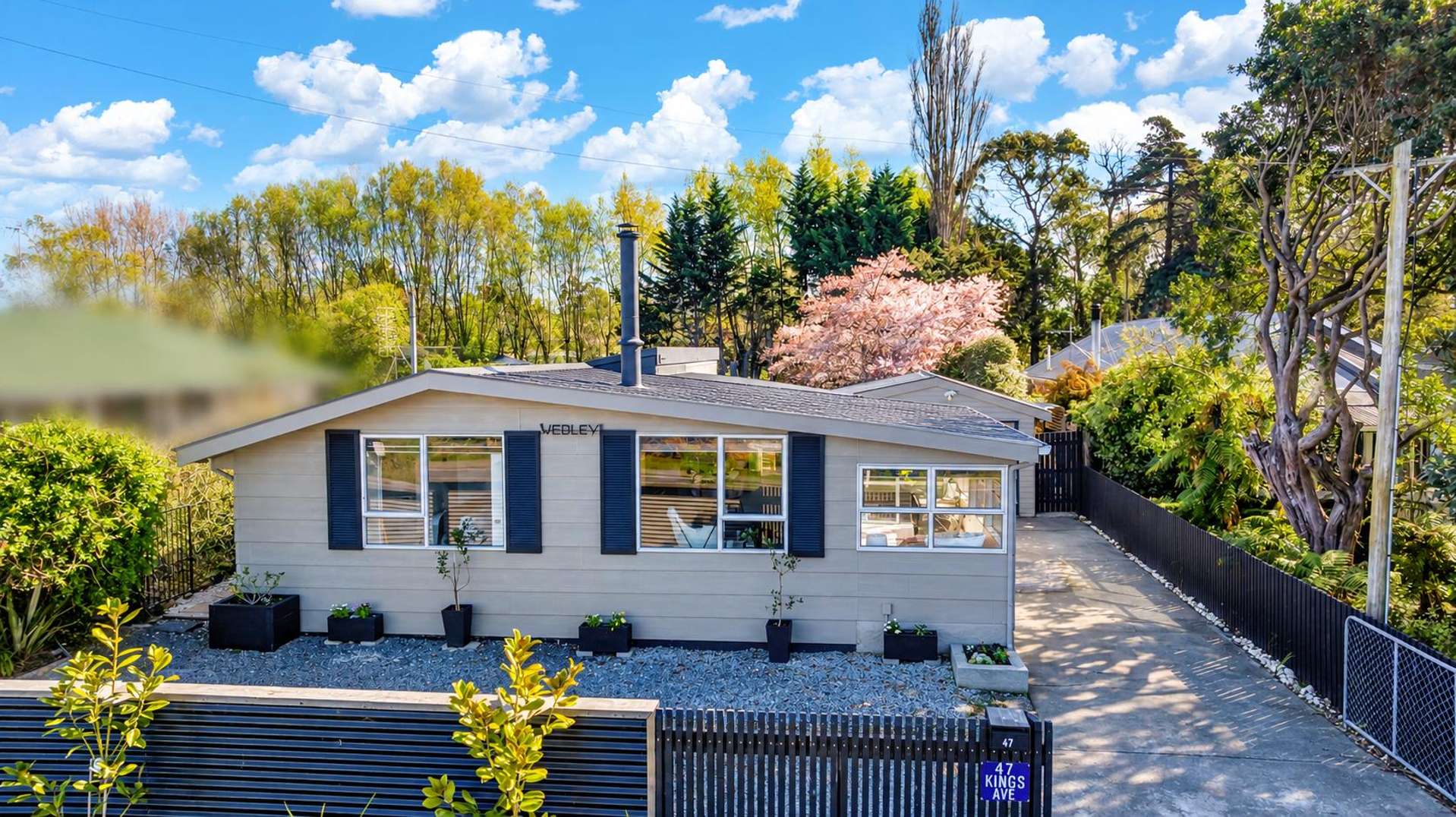 47 Kings Avenue Waikuku Beach_0