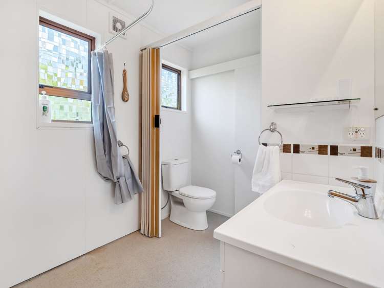 15A Brassey Road Saint Johns Hill_16