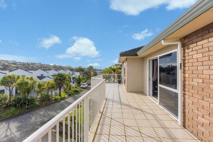 8 Greenway Rise Gulf Harbour_3