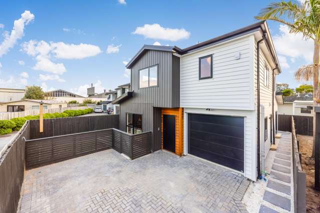 2/60 Reelick Ave Pakuranga Heights_3