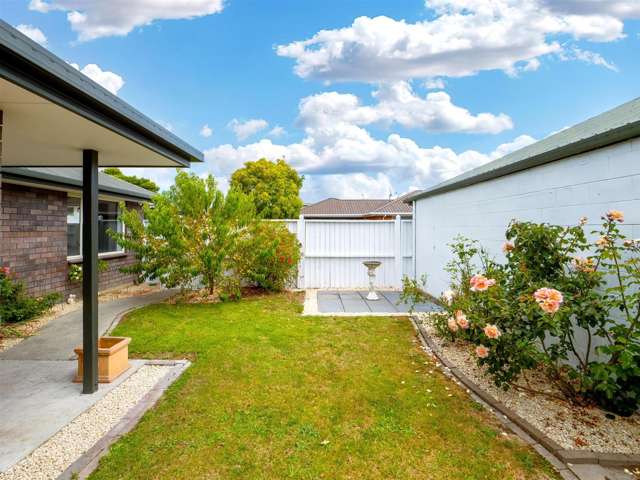 2/200 Wainoni Road Avondale_3