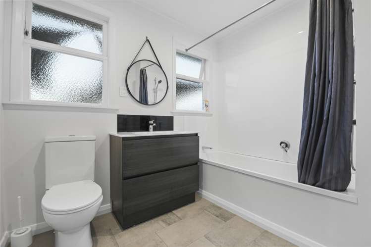 73 Dillon Street Blenheim_12