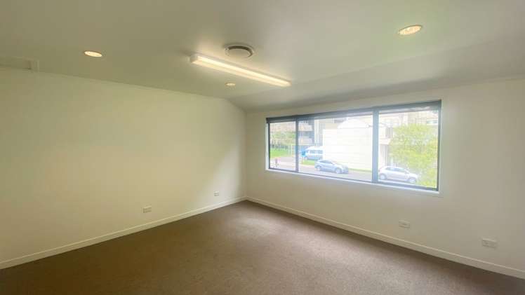 Room 5/36 Cameron Road Tauranga Central_1