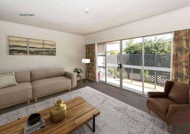 2/12 Newbourne Crescent_0