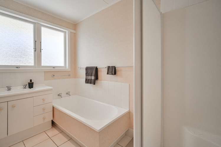 405 Nottingley Road Frimley_11