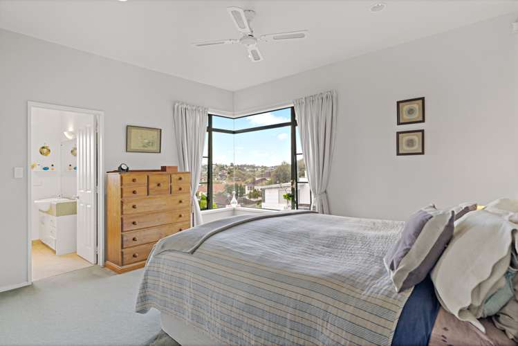 25 Ridge Valley Drive Browns Bay_9