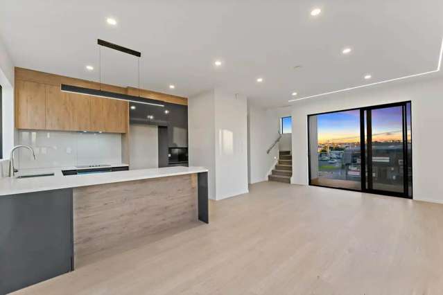 1/16 Binsted Road New Lynn_2