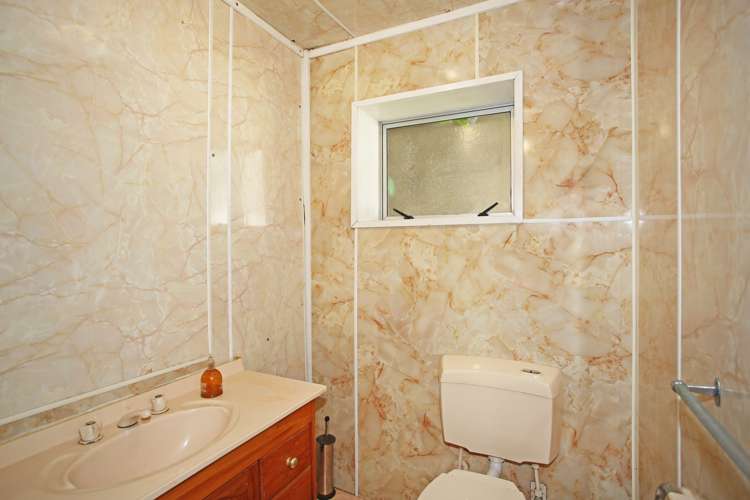 2 Hostel Access Road Eastern Beach_22