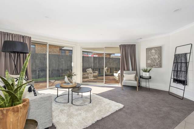 42 Somerton Drive Huntington_2