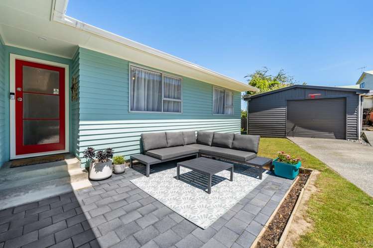 3 Newburn Grove Wainuiomata_19