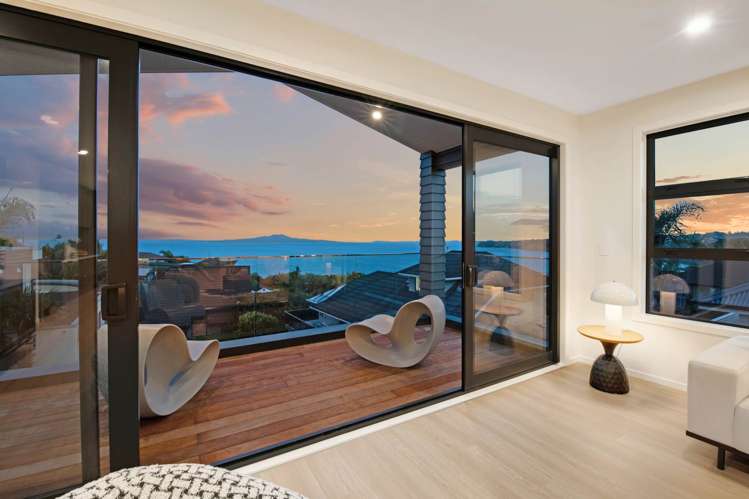 31 Churchill Road Murrays Bay_6