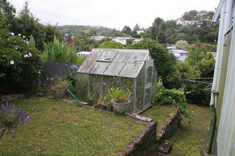 8c Tuckett Place Enner Glynn_9