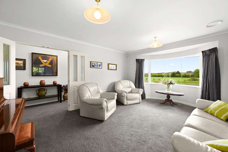 56 Ayrshire Drive Grandview Heights_1