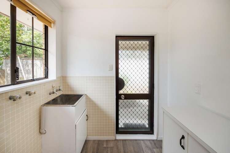 98 Monrad Street Highbury_11