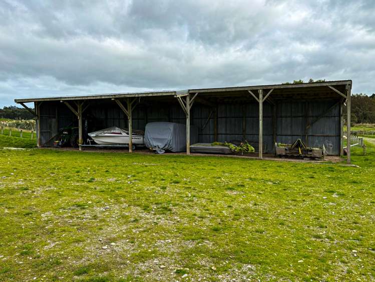 301 Waimahaka Fortification Road Wyndham Surrounds_14