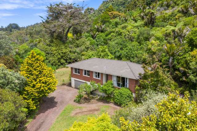 3 Bush Road Waiatarua_1