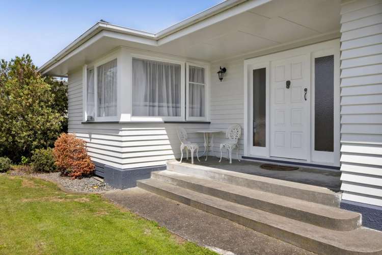 13 Hunter Street Hawera_23