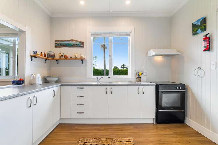 8 Argyle Street Waipu_17