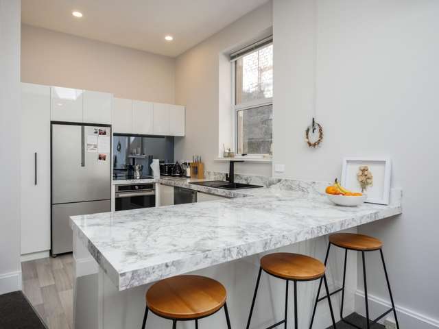 8/30 Dowling Street Dunedin Central_4