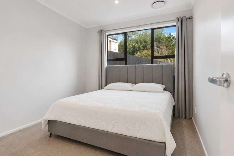 9 Pohutukawa Avenue Red Beach_7