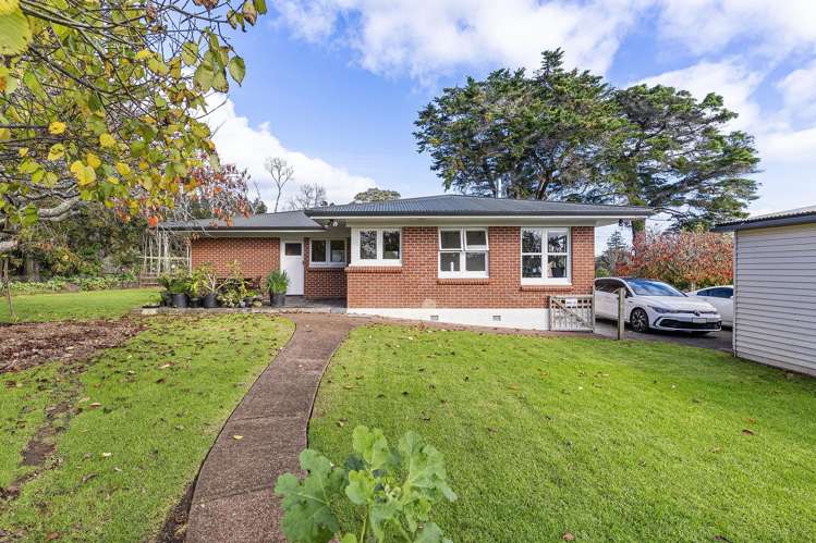 472 Paremoremo Road_5
