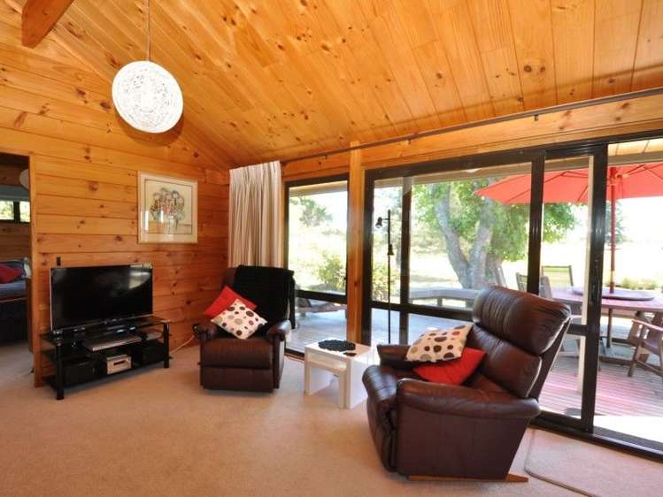 10 Hobson Place Pauanui_7