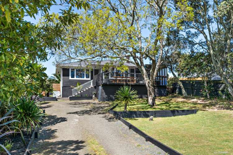 293 Glengarry Road Glen Eden_8