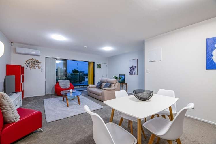6/43B Waimumu Road Massey_20