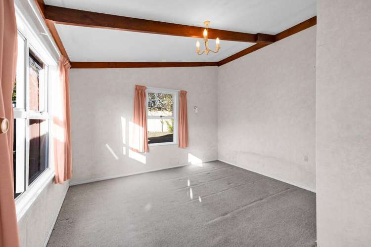 330B South Road Hawera_7