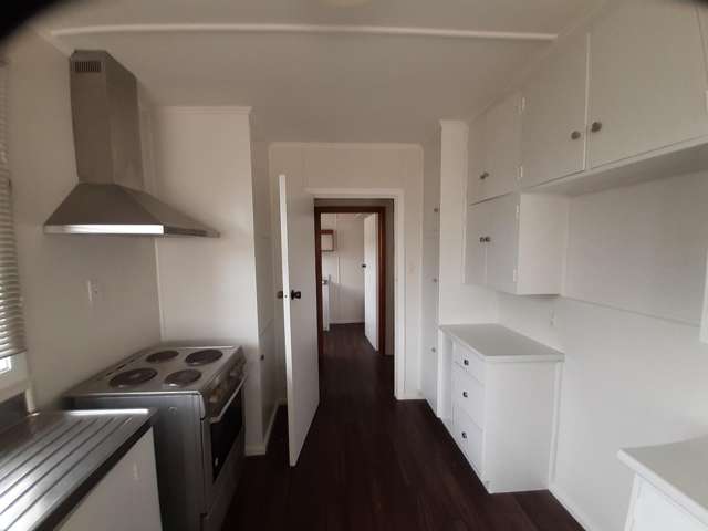 28 Leicester Crescent Hoon Hay_2