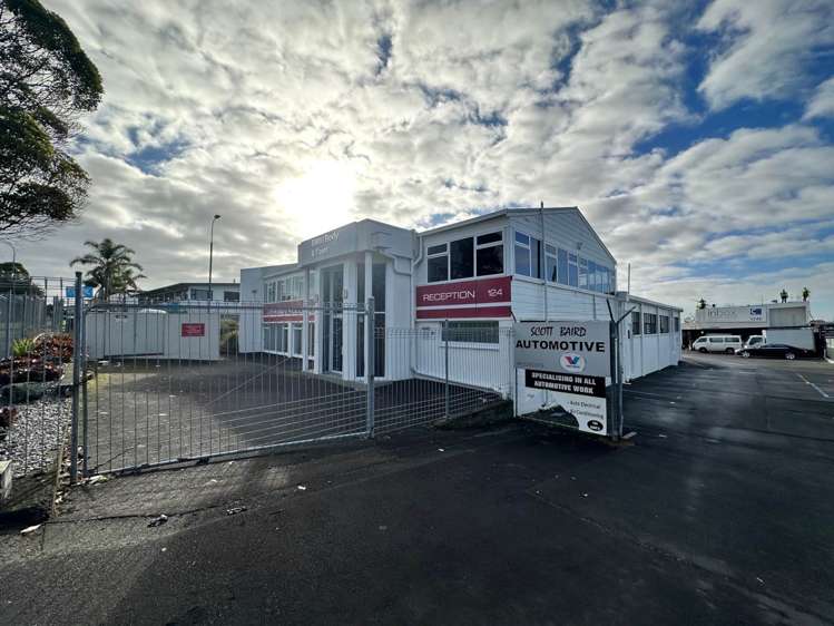 Unit A/124 Felton Mathew Avenue St Johns_16