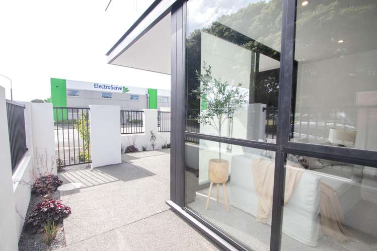 13 Mona Square Ashburton_21