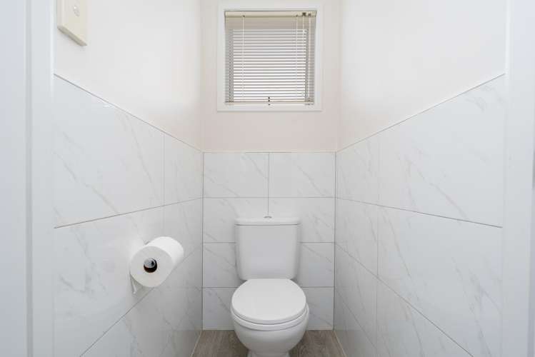 17 Fitzwater Place Henderson_13