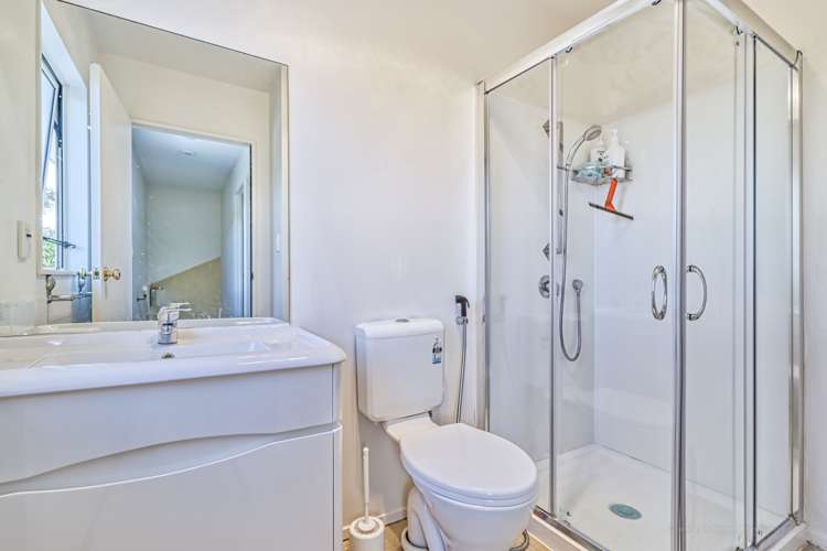 4/8 Harkin Close Albany_5